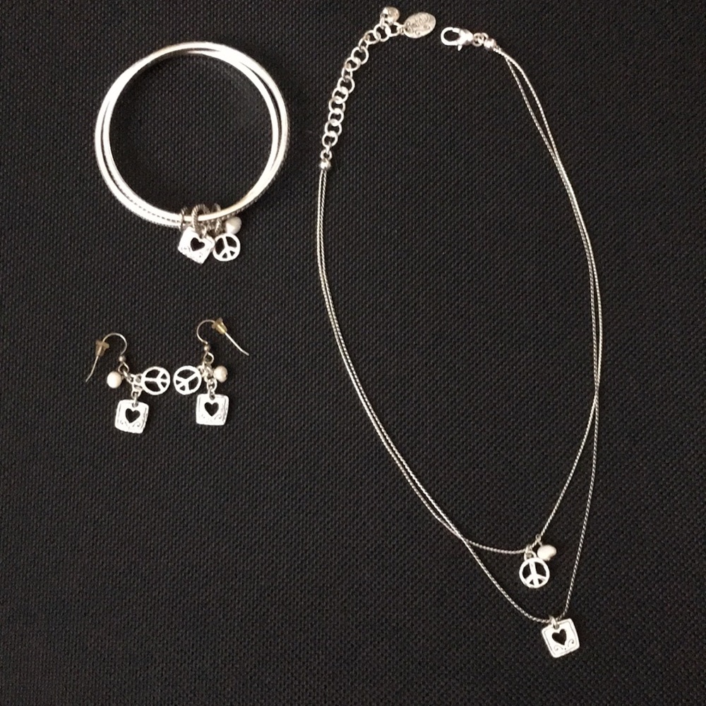 Brighton peace, love & pearl set